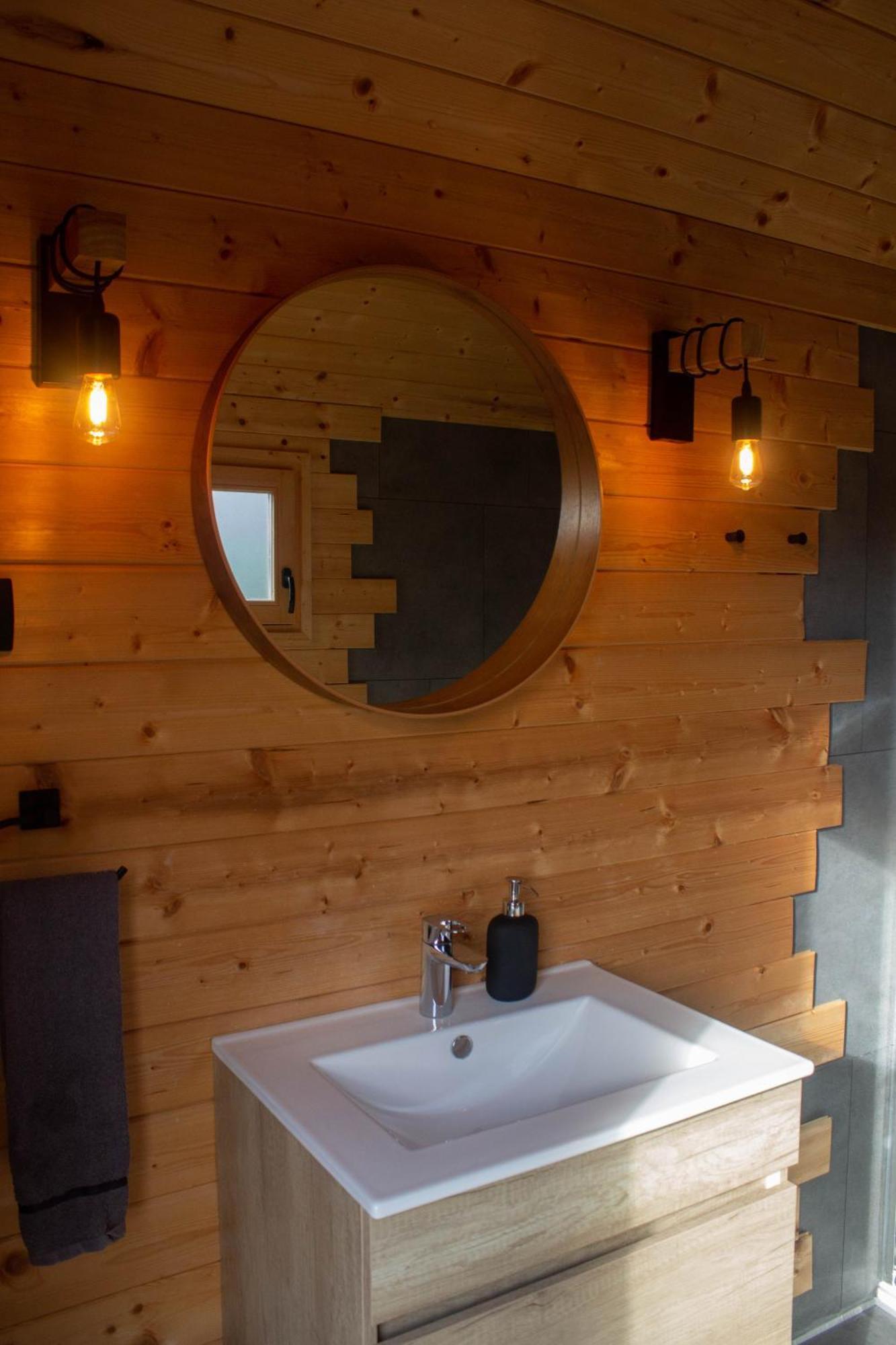 Hiska-Glamping Hotel Ajdovscina Luaran gambar