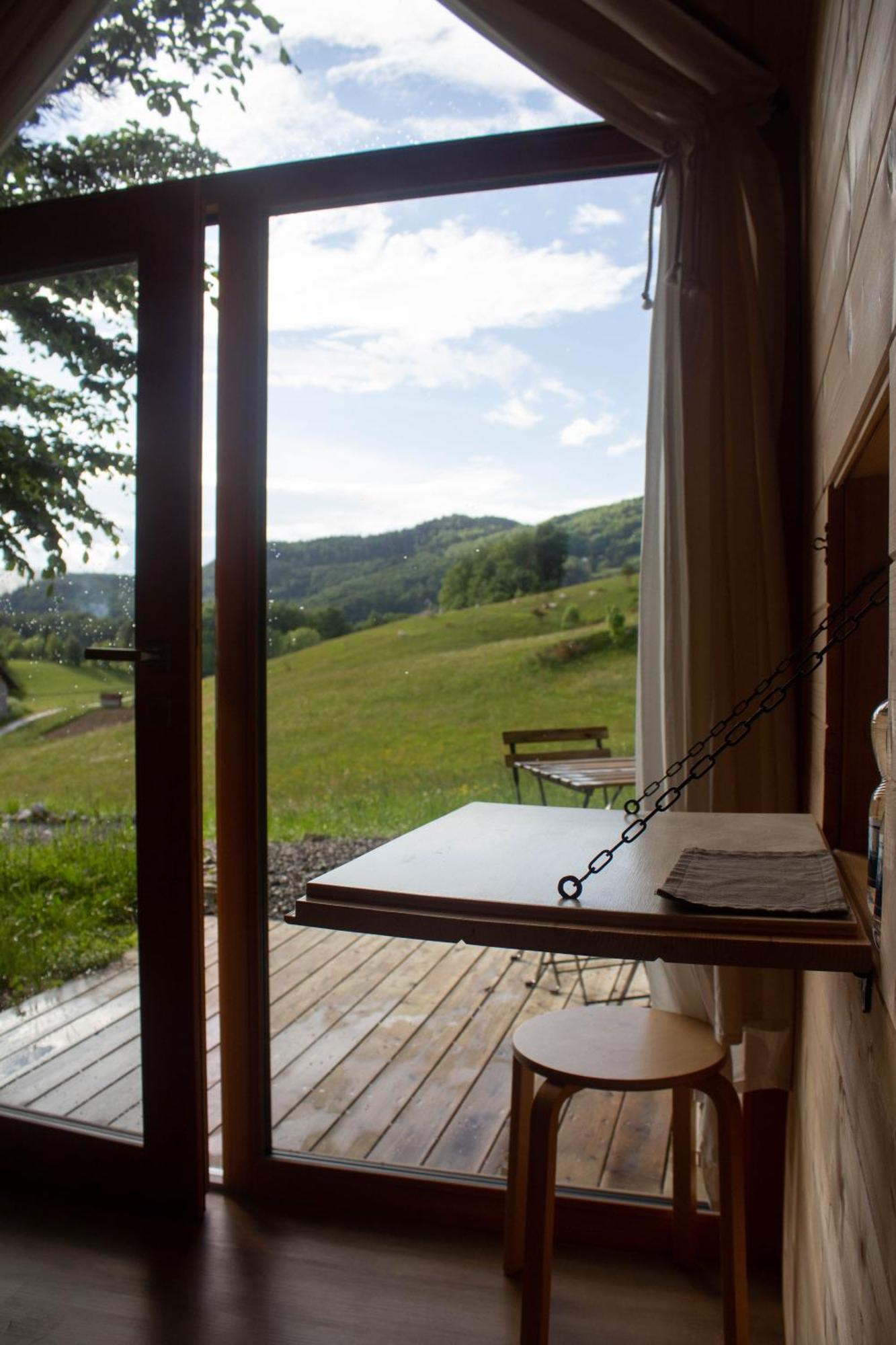 Hiska-Glamping Hotel Ajdovscina Luaran gambar